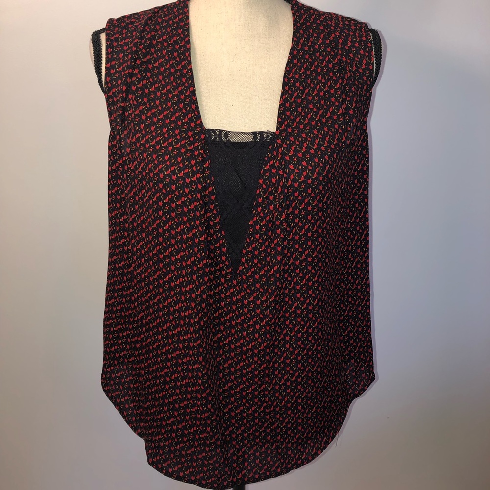 NWT Daniel Rainn-Red & Black Leaf Sleeveless Top - Picture 5 of 7